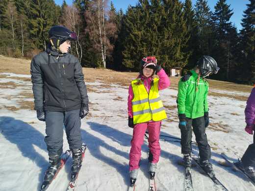 1ab9f635-c645-4530-b779-e003d806b0aa.jfif