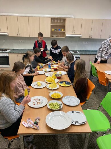 1d72f9fc-fab3-43ba-bfe8-8d8c8ce87c59.jfif