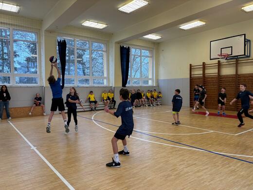 266d6cee-538d-4a72-b2ff-166f888b196c.jfif