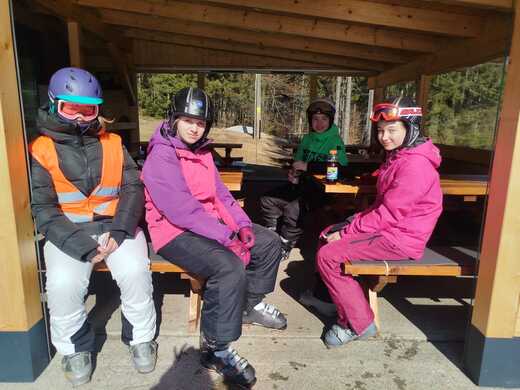 27bc9bd0-faa0-4ae5-8ee4-791e246fb369.jfif