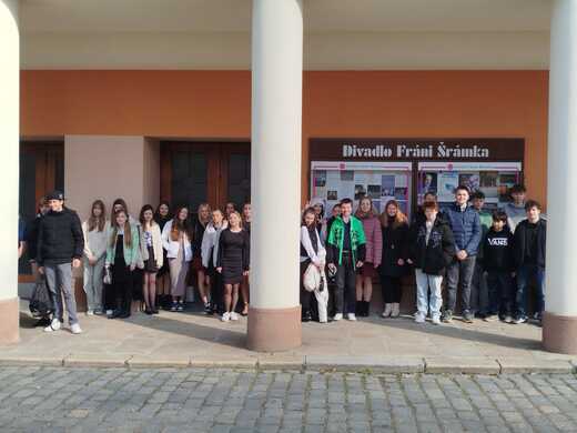 9884b146-2da3-49d6-91bf-e38fb82ec67e.jfif