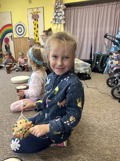 Bubnování v MŠ 5.jpg