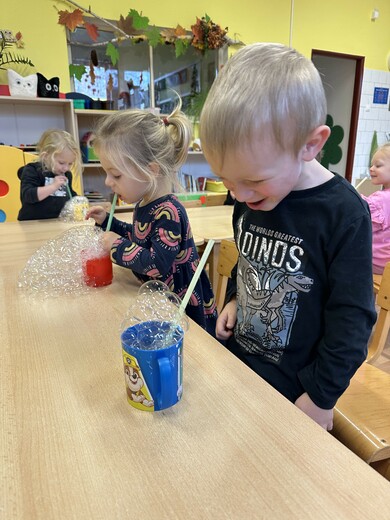 Dechové cvičení - foukání bublin.jpg