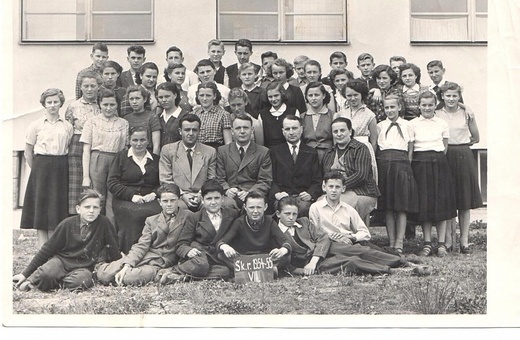 kronika-ucitele-a-tridy-01.jpg