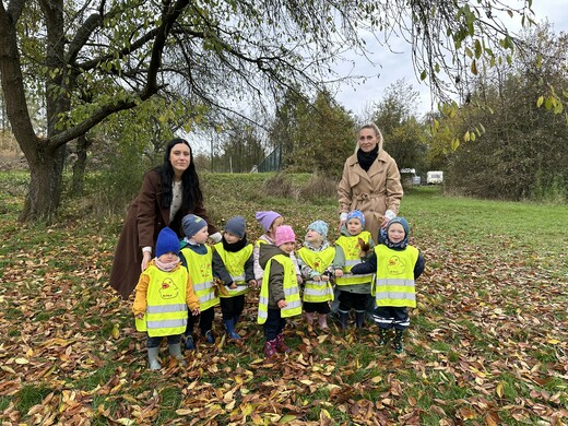 Sovičky na procházce - podzimní hrátky.jpg