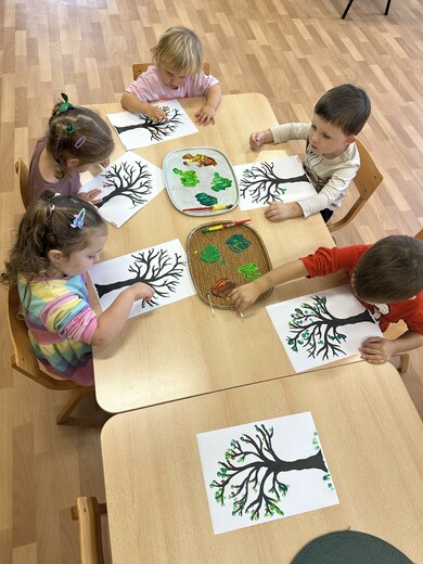 Tvoření podzimního stromu.jpg