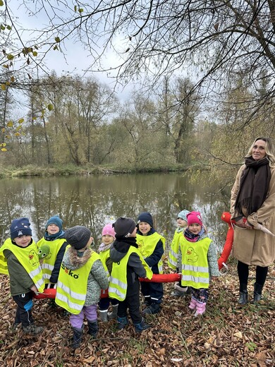 Vycházka k rybníku.jpg