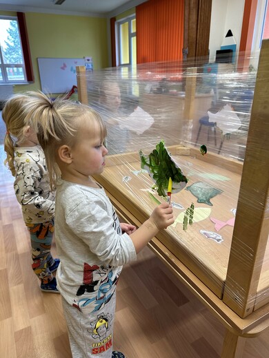 Výtvarná činnost - kapříci 3.jpg