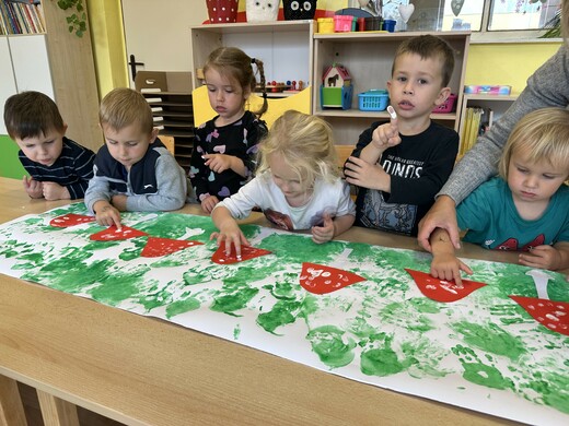 Zdobíme muchomůrce klobouček.jpg